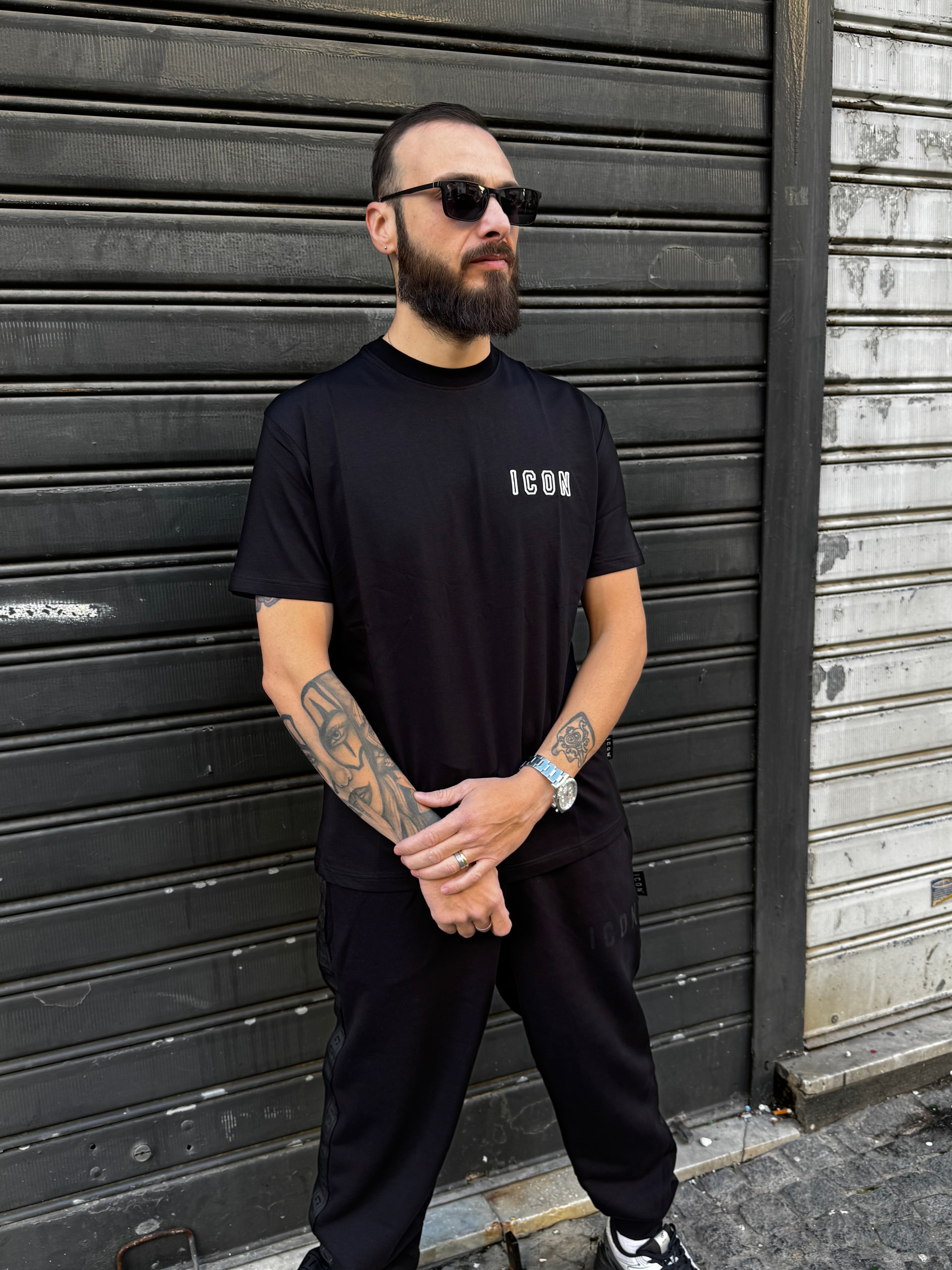 T-shirt Icon logo ricamo lato cuore