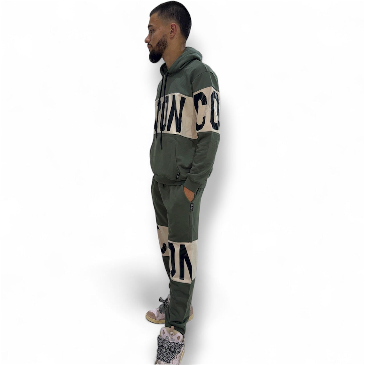 Tuta Sportiva Icon con Cappuccio e Logo a Contrasto