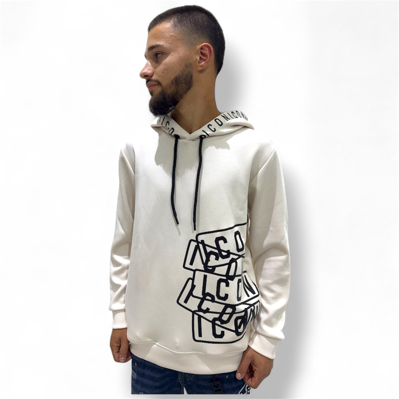 Felpa con Cappuccio Nera "ICON" - Stile Urbano e Comfort Inconfondibile